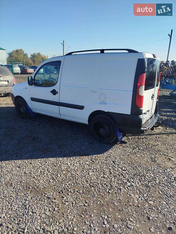Грузовой фургон Fiat Doblo 2006 в Гоще фото 2 Грузовой фургон Fiat Doblo 2006 в Гоще