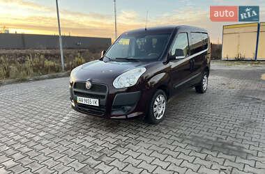 Мінівен Fiat Doblo 2011 в Києві