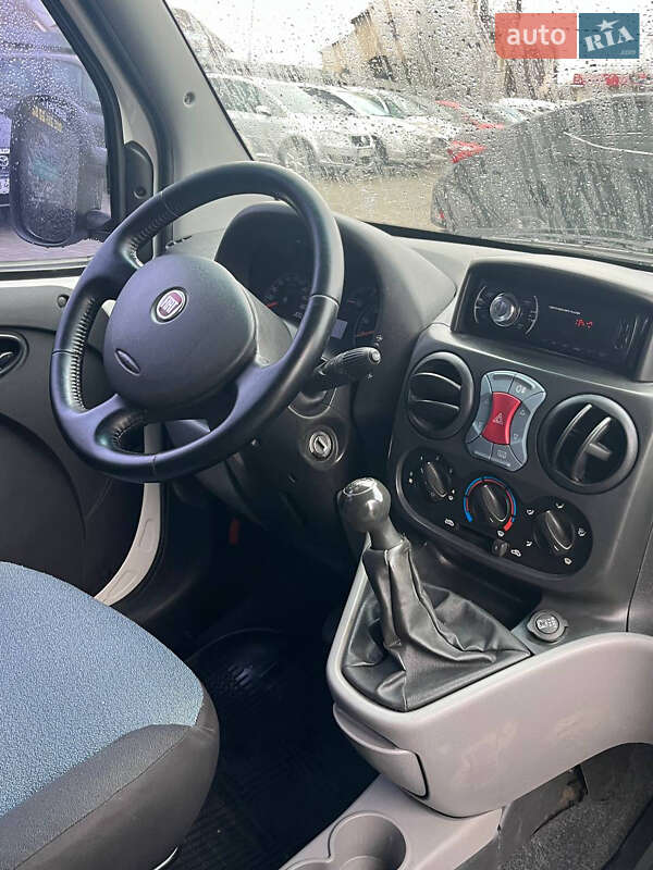 Минивэн Fiat Doblo 2013 в Кривом Роге