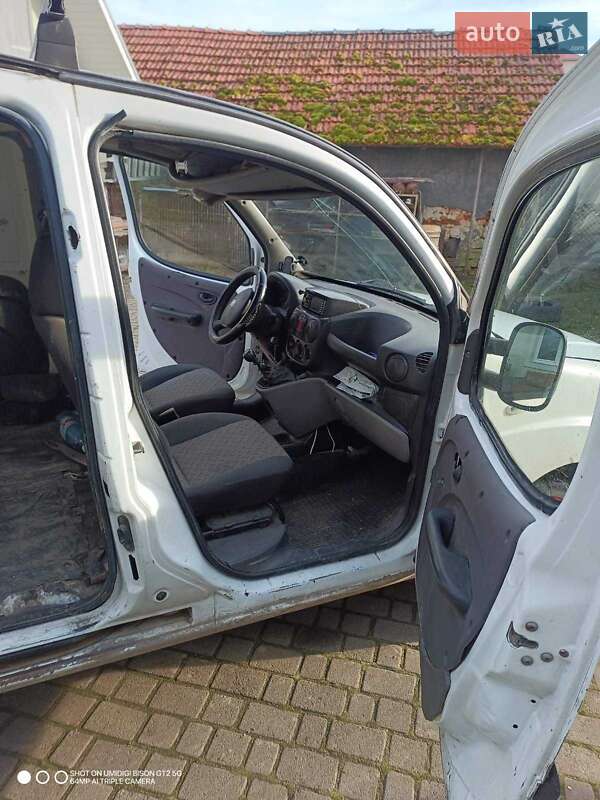Fiat Doblo 2011 Fiat Doblo 2011