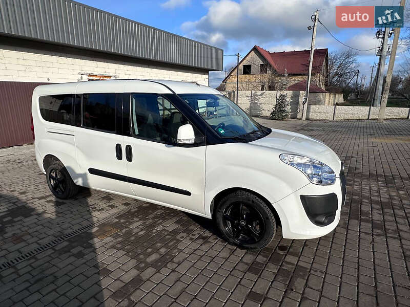 Минивэн Fiat Doblo 2013 в Раздельной