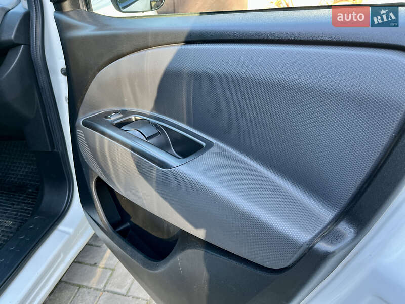 Грузовой фургон Fiat Doblo 2013 в Луцке фото 9 Грузовой фургон Fiat Doblo 2013 в Луцке