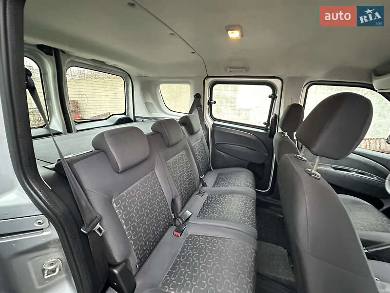 Мінівен Fiat Doblo 2011 в Миколаєві фото 30 Мінівен Fiat Doblo 2011 в Миколаєві