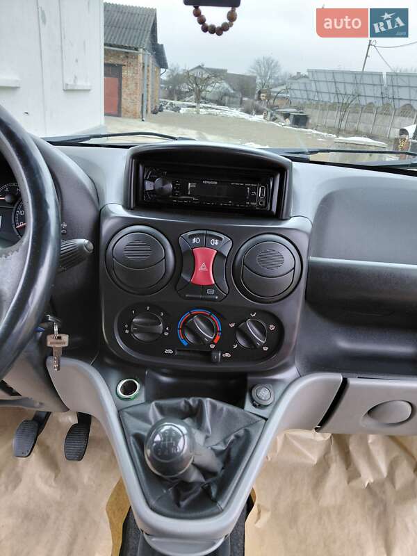 Мінівен Fiat Doblo 2008 в Снятині фото 24 Мінівен Fiat Doblo 2008 в Снятині