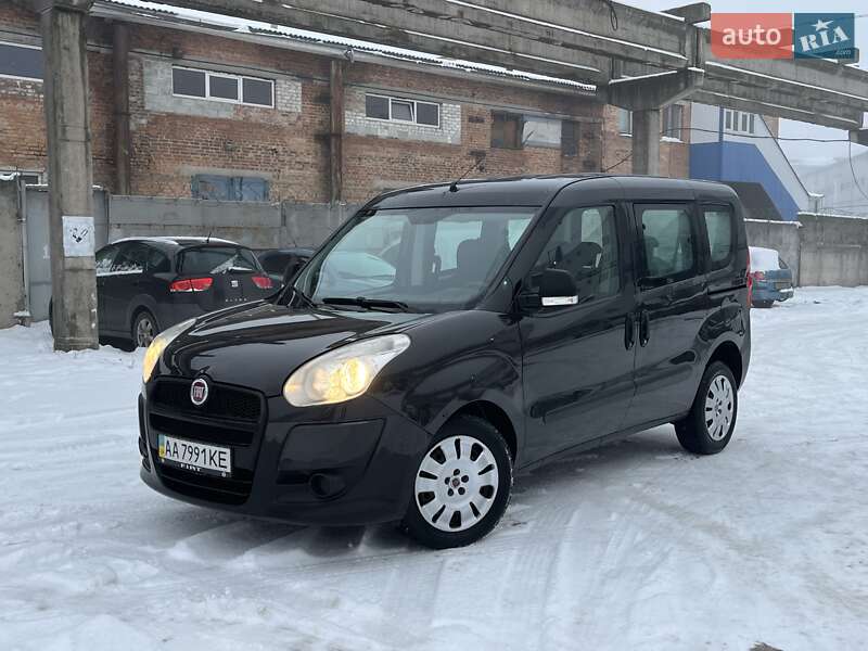 Fiat Doblo 2010