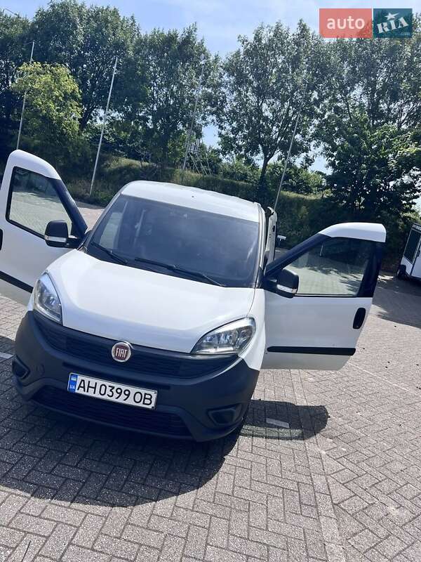 Минивэн Fiat Doblo 2015 в Львове