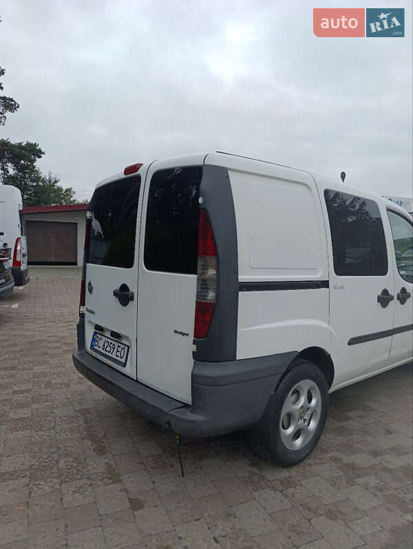 Минивэн Fiat Doblo 2004 в Львове