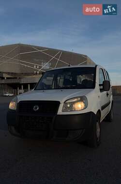 Минивэн Fiat Doblo 2008 в Львове