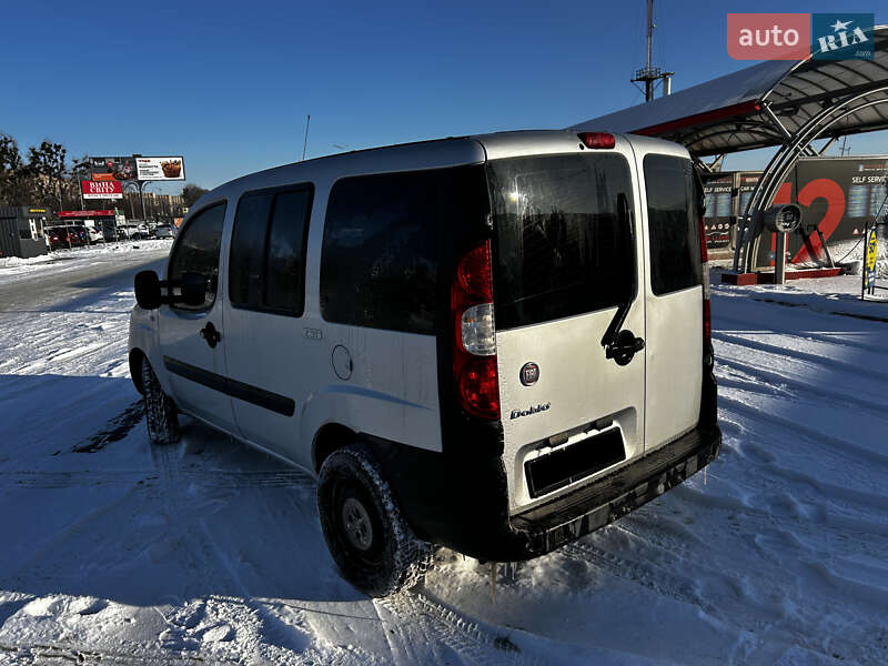 Минивэн Fiat Doblo 2012 в Полтаве