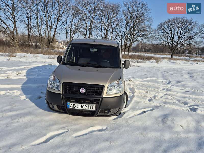 Минивэн Fiat Doblo 2012 в Ямполе