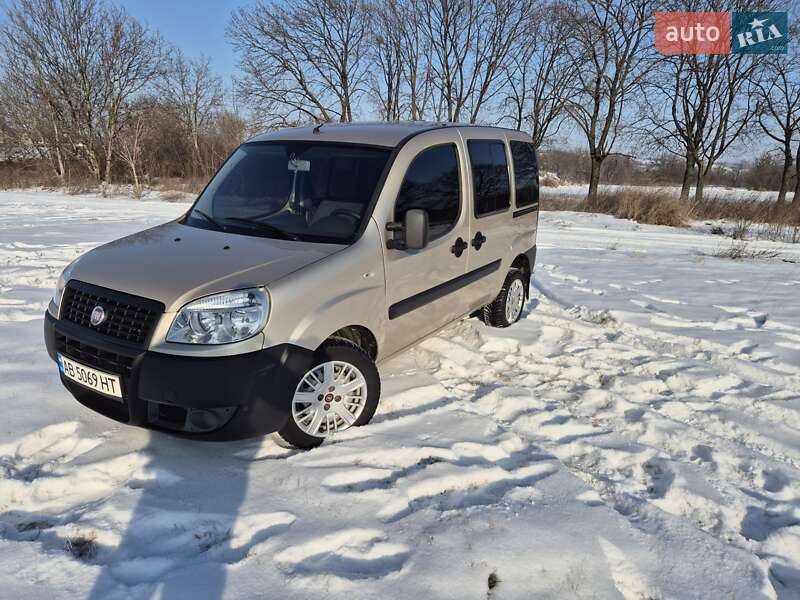Минивэн Fiat Doblo 2012 в Ямполе