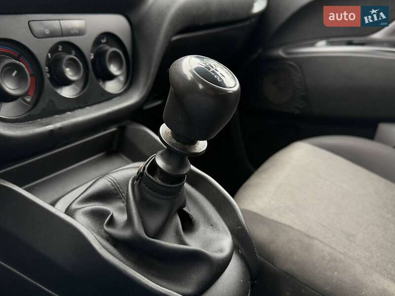Минивэн Fiat Doblo 2019 в Киеве фото 18 Минивэн Fiat Doblo 2019 в Киеве