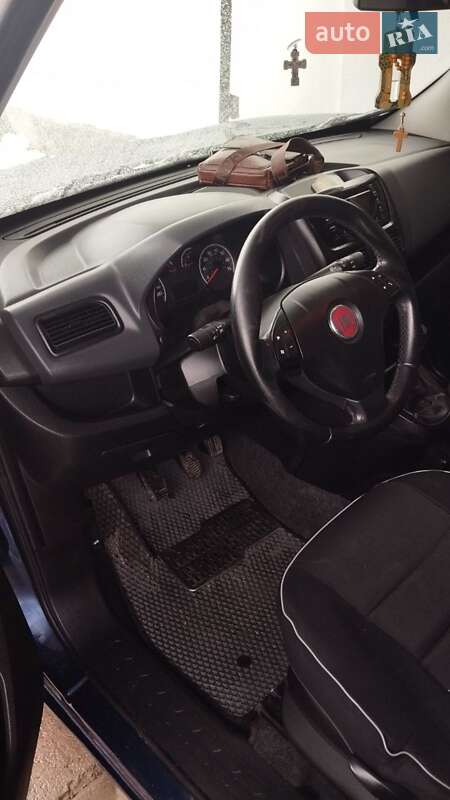 Минивэн Fiat Doblo 2011 в Львове фото 5 Минивэн Fiat Doblo 2011 в Львове