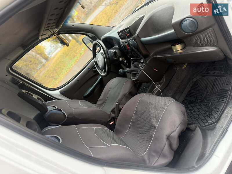 Грузовой фургон Fiat Doblo 2002 в Киеве фото 12 Грузовой фургон Fiat Doblo 2002 в Киеве