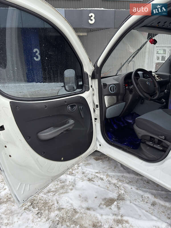 Минивэн Fiat Doblo 2006 в Тернополе фото 10 Минивэн Fiat Doblo 2006 в Тернополе