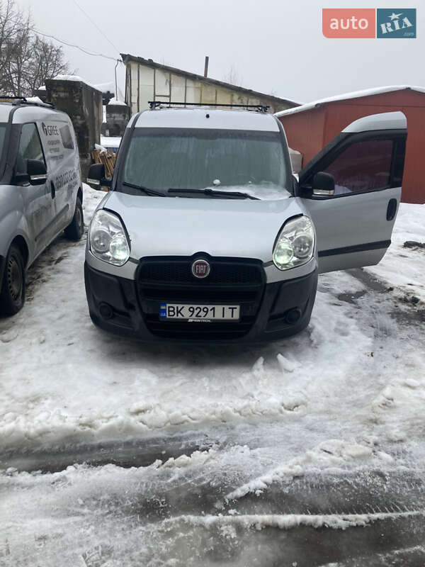 Fiat Doblo 2013