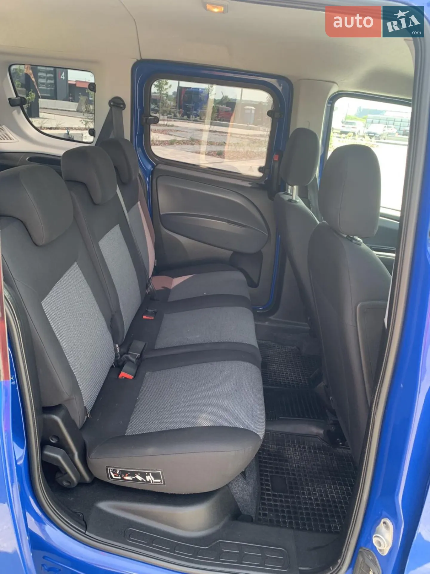 2011 Fiat Doblo - мініатюра 4