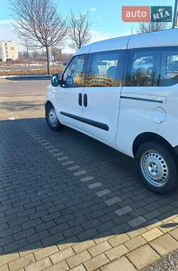 Минивэн Fiat Doblo 2016 в Краматорске
