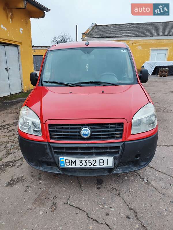 Грузовой фургон Fiat Doblo 2006 в Глухове