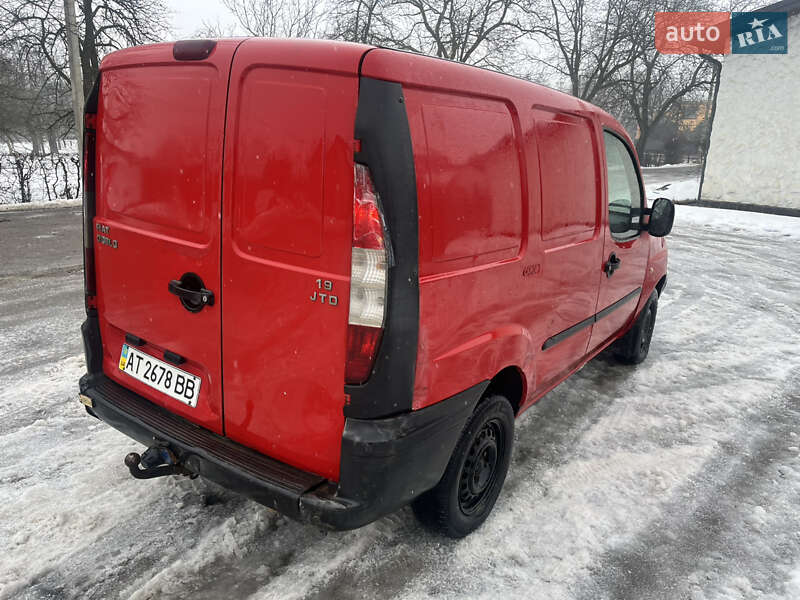 Грузовой фургон Fiat Doblo 2004 в Косове