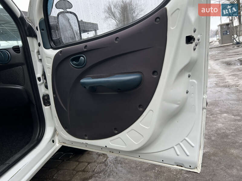 Минивэн Fiat Doblo 2002 в Львове фото 29 Минивэн Fiat Doblo 2002 в Львове