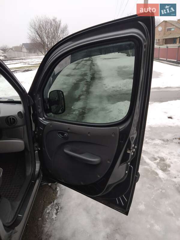 Минивэн Fiat Doblo 2008 в Киеве фото 13 Минивэн Fiat Doblo 2008 в Киеве