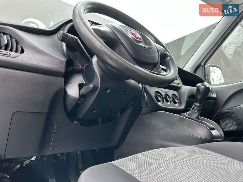 Вантажний фургон Fiat Doblo 2020 в Львові