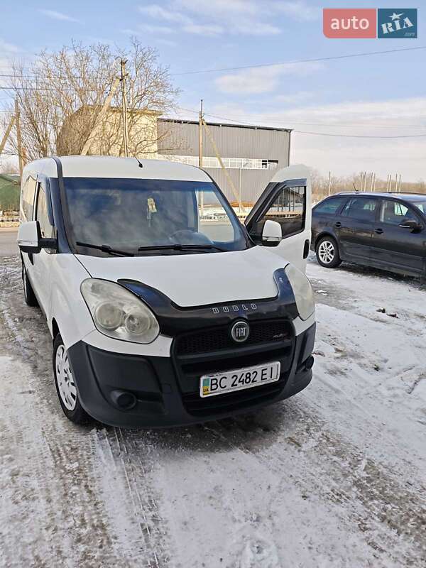 Минивэн Fiat Doblo 2010 в Нижних Воротах