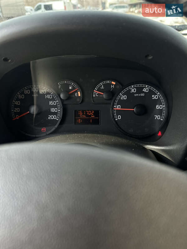 Минивэн Fiat Doblo 2011 в Киеве