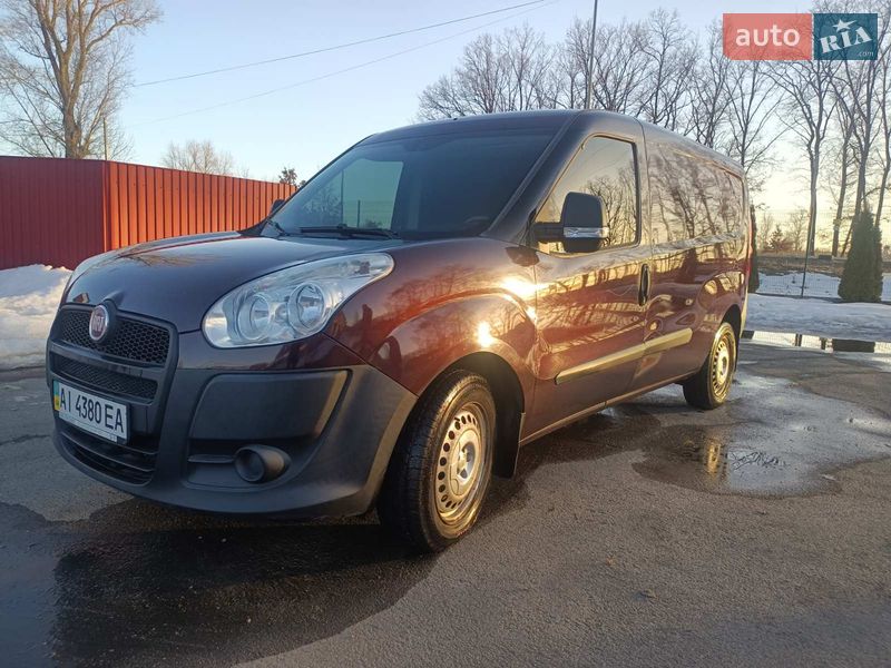 Вантажний фургон Fiat Doblo 2012 в Києві фото Вантажний фургон Fiat Doblo 2012 в Києві