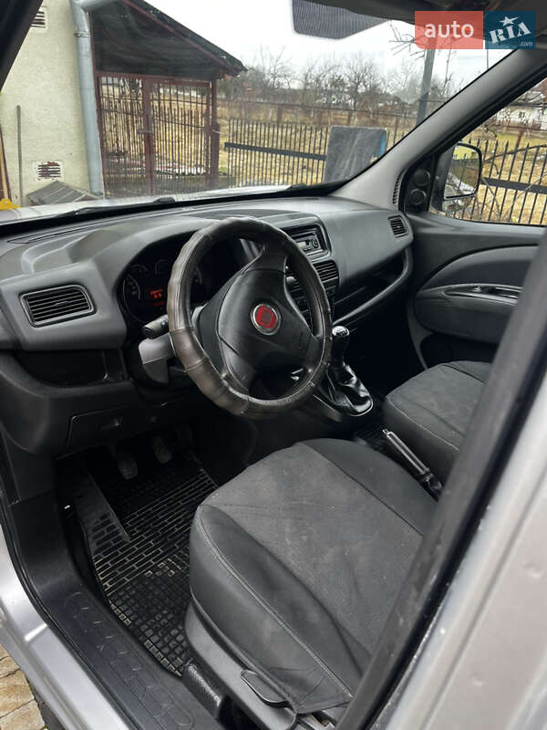 Вантажний фургон Fiat Doblo 2013 в Стрию