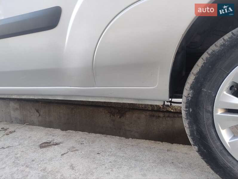 Минивэн Fiat Doblo 2009 в Пятихатках