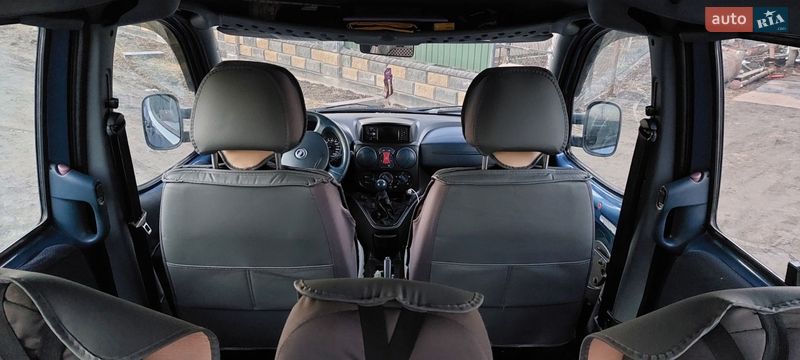 Минивэн Fiat Doblo 2005 в Ровно