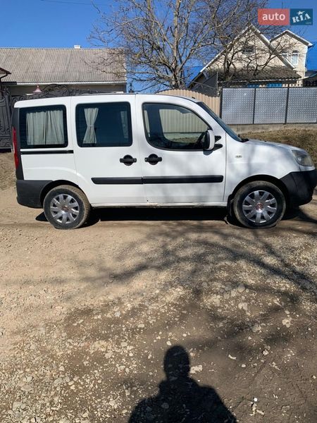 Минивэн Fiat Doblo 2008 в Черновцах