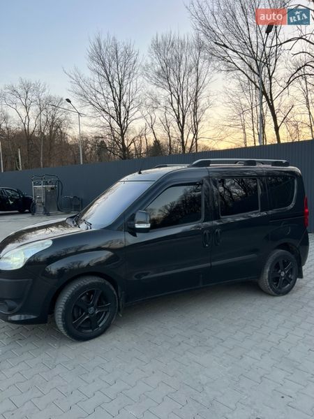 Минивэн Fiat Doblo 2010 в Дрогобыче
