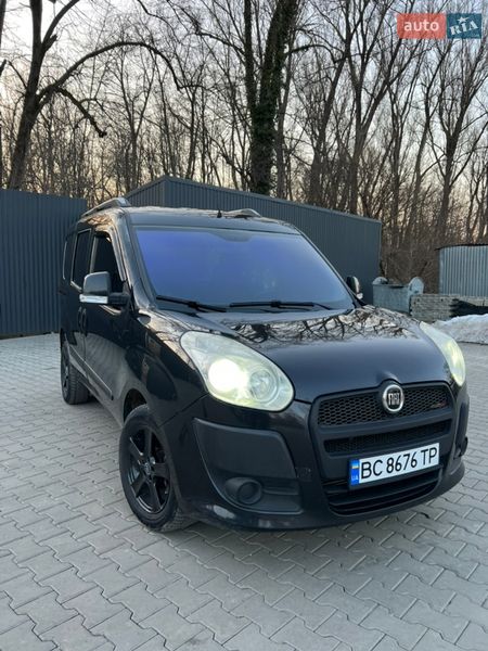 Минивэн Fiat Doblo 2010 в Дрогобыче