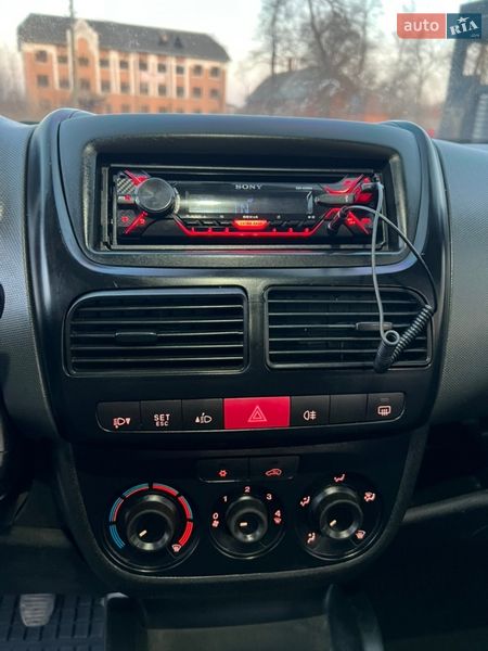 Минивэн Fiat Doblo 2010 в Дрогобыче