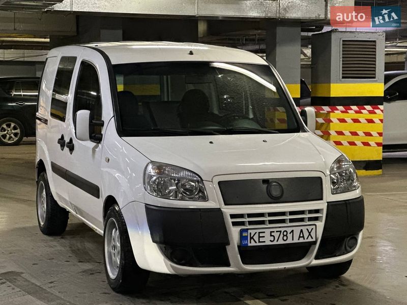 Минивэн Fiat Doblo 2008 в Днепре