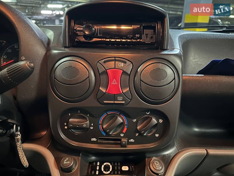 Минивэн Fiat Doblo 2008 в Днепре