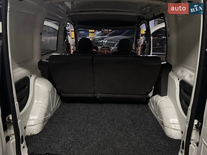 Минивэн Fiat Doblo 2008 в Днепре