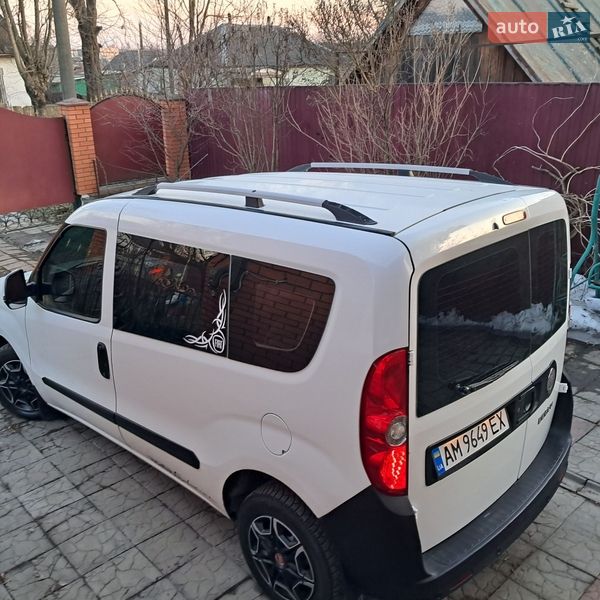 Минивэн Fiat Doblo 2010 в Радомышле