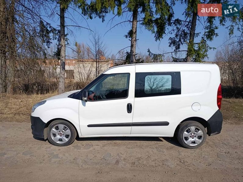Мінівен Fiat Doblo 2010 в Ковелі