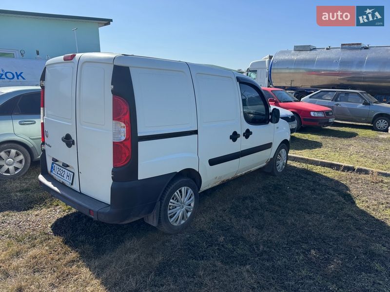 Грузовой фургон Fiat Doblo 2012 в Мироновке