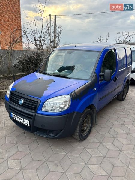 Вантажний фургон Fiat Doblo 2005 в Борщеві