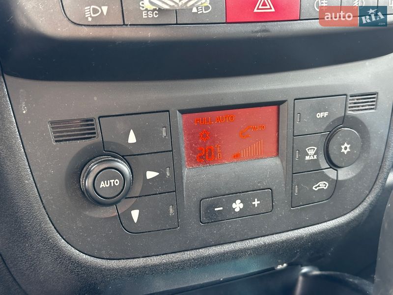 Минивэн Fiat Doblo 2011 в Львове