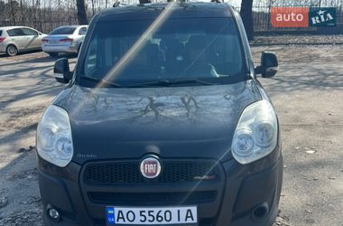 Минивэн Fiat Doblo 2010 в Киеве