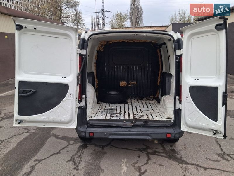 Вантажний фургон Fiat Doblo 2012 в Києві