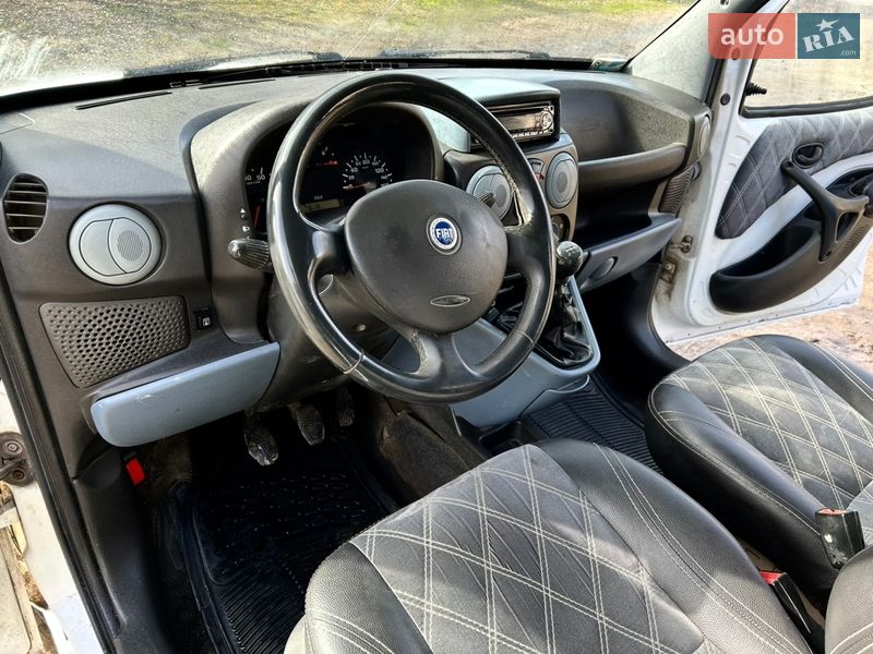 Мінівен Fiat Doblo 2005 в Хмільнику