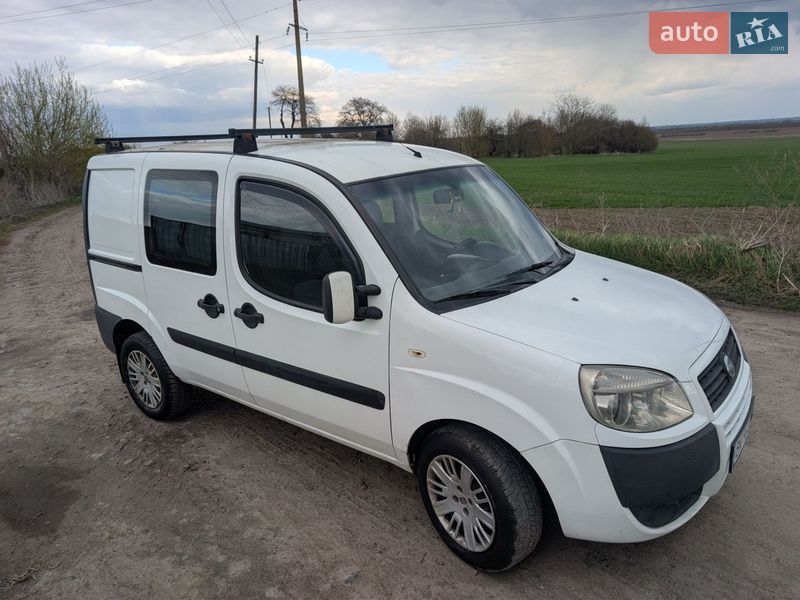Минивэн Fiat Doblo 2008 в Ровно