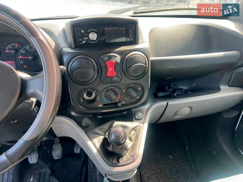 Мінівен Fiat Doblo 2008 в Львові фото 25 Мінівен Fiat Doblo 2008 в Львові